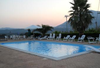 Oasi Verde has Balcony rooms