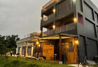 Grain Educator Home has Balcony rooms