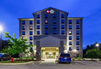 Best Western Plus Thornburg Inn & Suites allows 18 year olds to book a room