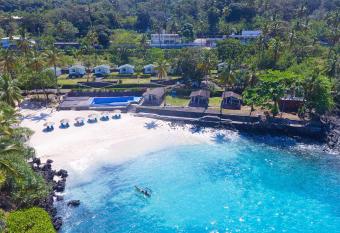 Golden Tulip Grande Comore Moroni Resort & Spa has Balcony rooms