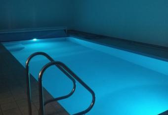 Villa Althea has rooms with a private hot tub