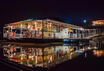 Ruanmai Style Resort 2 has Balcony rooms