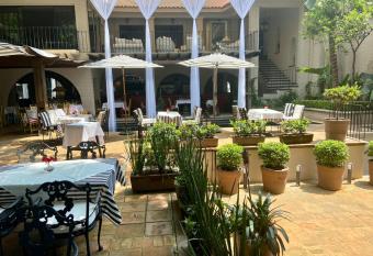 Il Piccolo Peccato has Balcony rooms