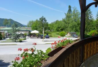 Das Alpensee has Balcony rooms