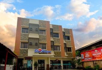 OYO 567 Blue Horizon Hostel allows 18 year olds to book a room