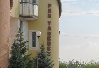 Villa Pan Tadeusz has Balcony rooms