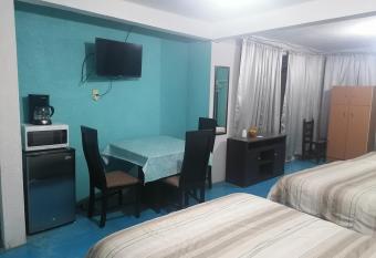 Hospedaje La Cienega has Balcony rooms