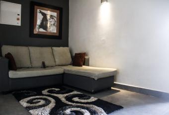 Avvai Ramanathan has Balcony rooms