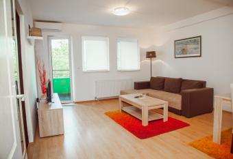 Modern Terrace Apartment Smederevo has Balcony rooms