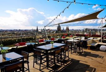 DoubleTree by Hilton Amsterdam Centraal Station has Balcony rooms