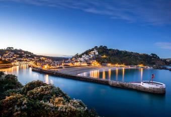 Portbyhan Hotel has Balcony rooms
