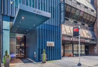 Blue Angel Hotel Nyc, Ascend Hotel Collection has Balcony rooms