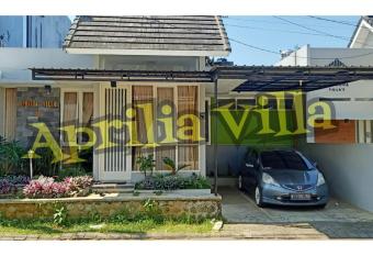 Aprilia Villa has Balcony rooms