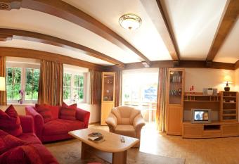 Appartement Schneegl  ckchen has Balcony rooms