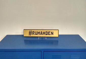 Homestay Rumah Den Seremban with 6 rooms has Balcony rooms