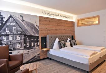 Hotel Hirschen has Balcony rooms