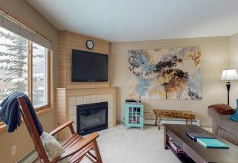 Watch Hill has Balcony rooms