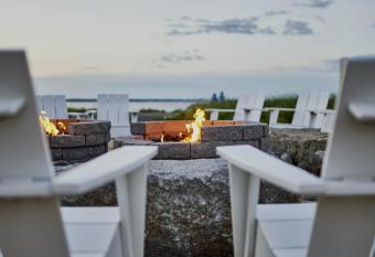 Harbor Hotel Provincetown has Balcony rooms