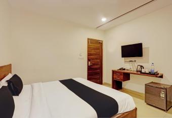 Super Collection O SSR Royal Suites allows 18 year olds to book a room