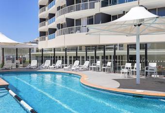 Mantra Twin Towns has Balcony rooms