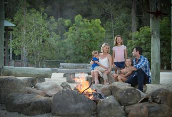 Paradise Country Farmstay has Balcony rooms