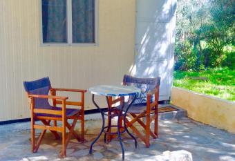 Camping Kato Alissos has Balcony rooms