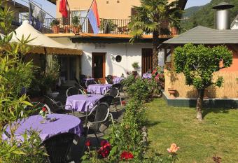 Hotel Pensione da Peppino has Balcony rooms