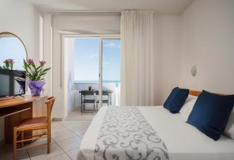 Residence Hotel Piccadilly has Balcony rooms