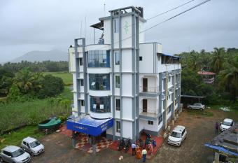 Shree Vinayaka Residency allows 18 year olds to book a room