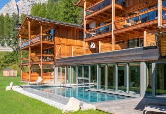 Dolomiti Lodge Alver   has Balcony rooms