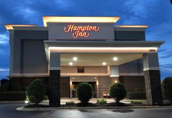 Hampton Inn Warner Robins allows 18 year olds to book a room