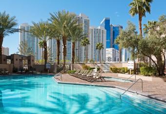 Hilton Grand Vacations Club Paradise Las Vegas allows 18 year olds to book a room
