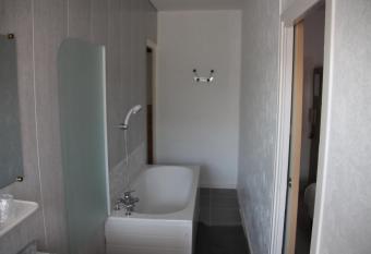 Hostellerie du Beffroy has Balcony rooms