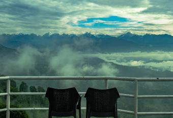 Mount Princess Hotel allows 18 year olds to book a room