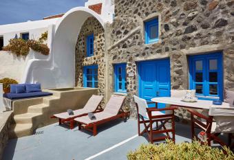 Esperas allows 18 year olds to book a room