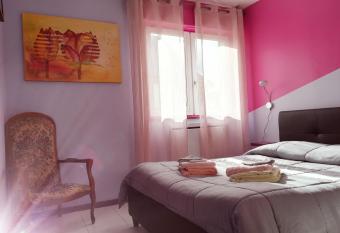 Appart  Charmant Piccola Venezia has Balcony rooms