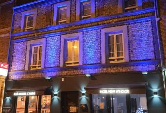 New Windsor has Balcony rooms