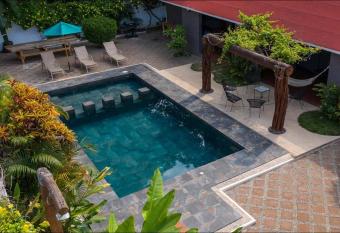 Casa Sirena allows 18 year olds to book a room