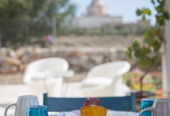 B&B Casa del Faro SanVallero allows 18 year olds to book a room