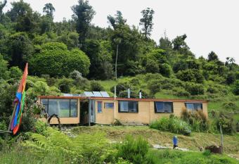Earthbridge has Balcony rooms
