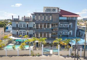 Mountview Tourist Residence has Balcony rooms