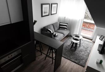 Deluxe Apartments by Hostlovers has Balcony rooms