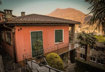 casa nico allows 18 year olds to book a room