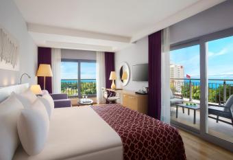 Akra V Hotel allows 18 year olds to book a room