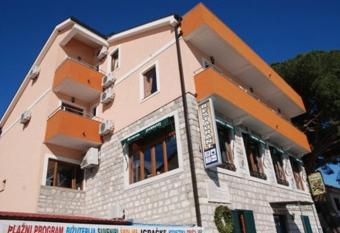 Hotel Fiammanti has Balcony rooms