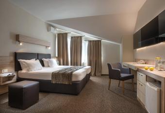 Jasmin Hotel has Balcony rooms