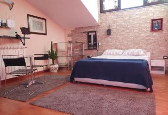 Welcome B&B Lodi allows 18 year olds to book a room