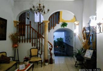 Casa Pelayo has Smoking/Balcony rooms