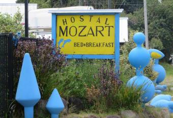 Hostal y Caba  as Mozart allows 18 year olds to book a room
