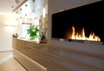 Trattoria Locanda Ai Tre Amici has Balcony rooms